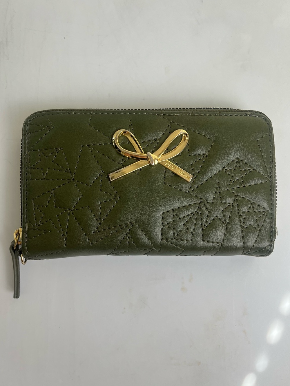 Olive Green Quilted Star Zip Wallet with Gold Bow Accent